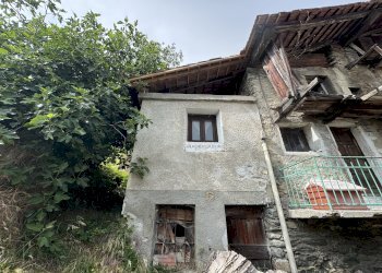 Rustico Frazione Tolaseche, 1, Nus - foto 4