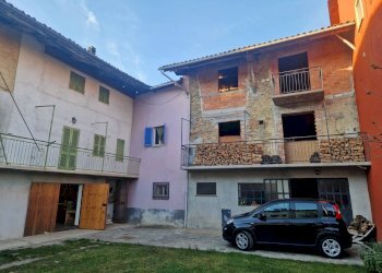 Casa indipendente Via dei Campi, 3, Lesegno - foto 1