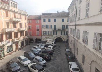 Stabile - Palazzo Piazza Giorgio Gandolfi, Ceva - foto 10