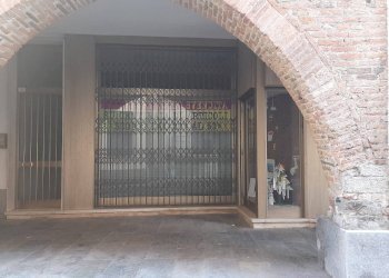 Shop Via Roma, Ceva - photo 4