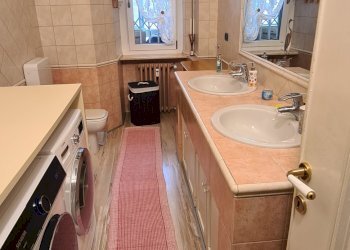 Bagno - Appartamento via Vittorio Bersezio, 3, Cuneo (zona Centro) - foto 24