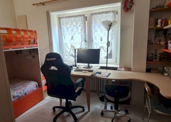 Camera - Appartamento via Vittorio Bersezio, 3, Cuneo (zona Centro) - foto 29