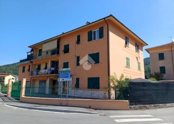 Quadrilocale Str. Pietrafraccia, Ronco Scrivia - foto 1