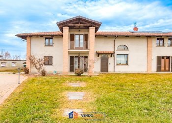 Casa indipendente Genola - foto 1