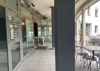 Negozio Modena (zona San Faustino) - foto 8