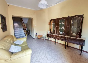 Foto 3 - Casa indipendente Via Sant'Anastasia
 
37, Sardara - foto 3