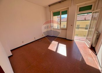 Stanza vuota - Quadrilocale Via Giuseppe Bontà
 
17, Chiavari - foto 16