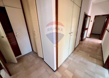 Hall / corridoio - Quadrilocale Via Giuseppe Bontà
 
17, Chiavari - foto 22