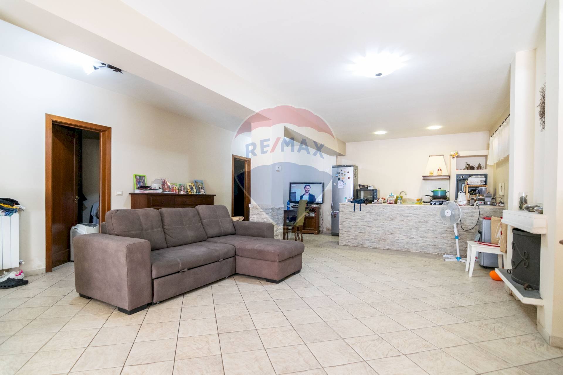 Soggiorno - Villa VIA MARIO GIUSTI
 
10, Pedara - foto 3