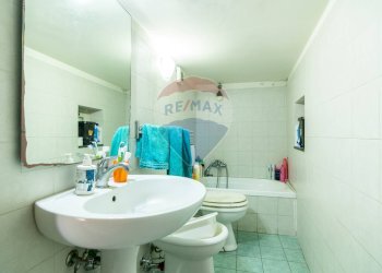 Bagno - Villa VIA MARIO GIUSTI
 
10, Pedara - foto 4