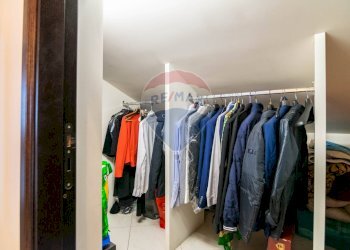 Cabina armadio - Villa VIA MARIO GIUSTI
 
10, Pedara - foto 30