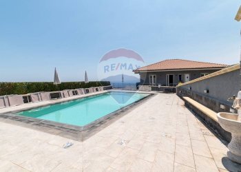 Piscina - Villa Via Gallinaro
 
34, Aci Castello - foto 2