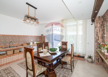 Sala da pranzo - Villa Via Gallinaro
 
34, Aci Castello - foto 36