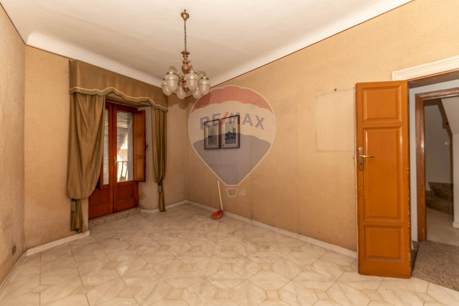 Stanza vuota - Casa indipendente Via San Pietro
29, Caltagirone - foto 2