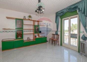 Soggiorno - Casa indipendente Caltagirone - foto 3