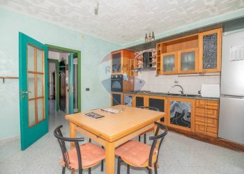 Sala da pranzo - Casa indipendente Caltagirone - foto 4