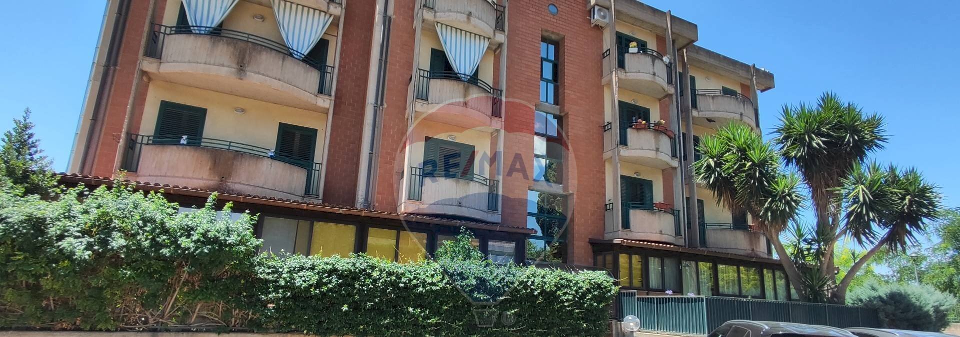 Edificio all\'aperto - Appartamento VIA MARIO SCELBA
 
4/B, Caltagirone - foto 1