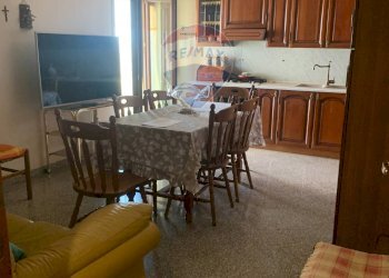 Sala da pranzo - Appartamento Corso Umberto
 
204, Caltanissetta - foto 9