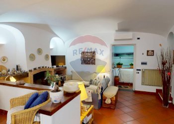 Soggiorno - Villa a Schiera via Cupa DErcole
 
10, Caserta - foto 32
