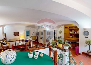 Sala da pranzo - Villa a Schiera via Cupa DErcole
 
10, Caserta - foto 37