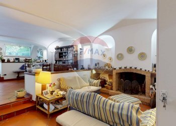 Soggiorno - Villa a Schiera via Cupa DErcole
 
10, Caserta - foto 38