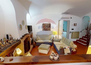 Sala da pranzo - Villa a Schiera via Cupa DErcole
 
10, Caserta - foto 44