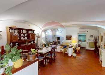 Sala da pranzo - Villa a Schiera via Cupa DErcole
 
10, Caserta - foto 48