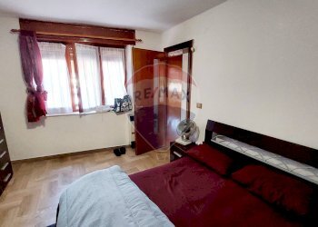 Camera / camera da letto - Casa semi indipendente Endine Gaiano - foto 9