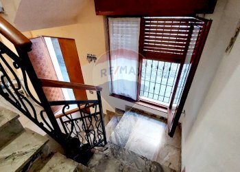 Scale - Casa semi indipendente Endine Gaiano - foto 12