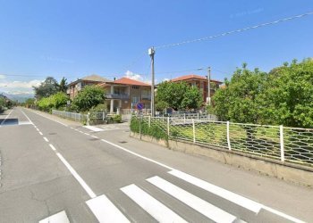 Foto 6 - Box via Bianca Gerardi
 
1, Ciriè - foto 5