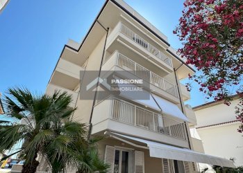 Foto 1 - Trilocale Via Firenze
 
4a, Alba Adriatica - foto 1