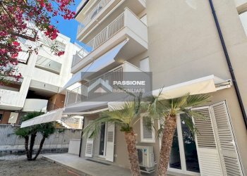 Foto 2 - Trilocale Via Firenze
 
4a, Alba Adriatica - foto 2