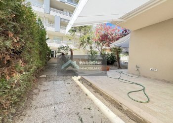 Foto 17 - Trilocale Via Firenze
 
4a, Alba Adriatica - foto 17