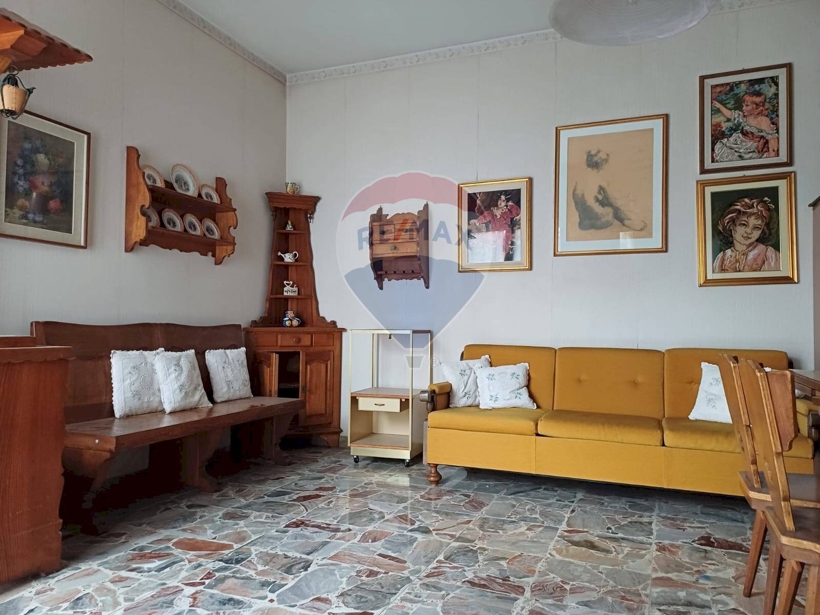 Soggiorno - Semi-detached house Piazza Roma
 
30, Busnago - photo 3