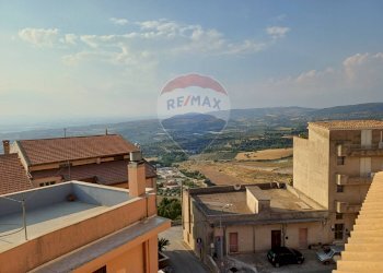 Edificio all\'aperto - Appartamento via Gulfi
 
176, Chiaramonte Gulfi - foto 41