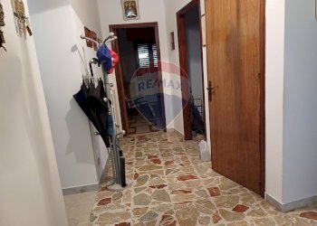 Hall / corridoio - Appartamento via Gulfi
 
176, Chiaramonte Gulfi - foto 47