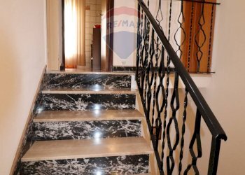 Scale - Casa semi indipendente Via Rapisardi
 
5-7, Scicli - foto 15