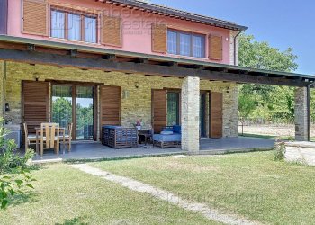 Foto 1 - Independent house Fermignano - photo 1