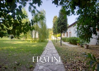 Foto 23 - Attività Commerciale Via Nazionale
 
259, Giulianova - foto 23