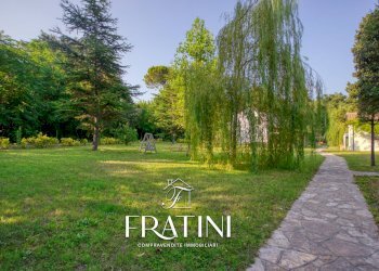 Foto 24 - Attività Commerciale Via Nazionale
 
259, Giulianova - foto 24