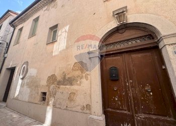 Edificio all\'aperto - Semi-detached house via Chiesa
 
6/8, Ferrazzano - photo 3