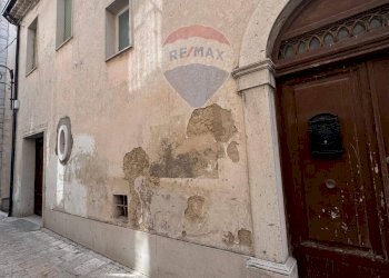 Edificio all\'aperto - Semi-detached house via Chiesa
 
6/8, Ferrazzano - photo 4