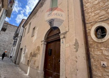 Edificio all\'aperto - Semi-detached house via Chiesa
 
6/8, Ferrazzano - photo 5