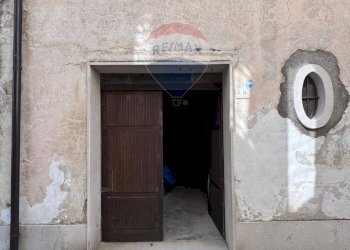 Edificio all\'aperto - Semi-detached house via Chiesa
 
6/8, Ferrazzano - photo 7