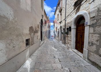 Edificio all\'aperto - Semi-detached house via Chiesa
 
6/8, Ferrazzano - photo 14