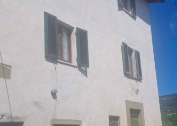 Foto 2 - Casa semi indipendente via della torre e tartiglia
 
16, Castel San Niccolò - foto 2