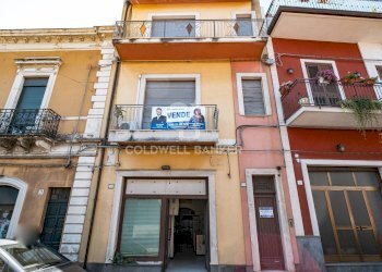 Foto 2 - Independent house via Vittorio emanuele
 
33, Santa Venerina - photo 2