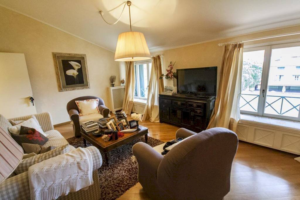 Soggiorno - Appartamento piazza Henry Moore, Forte dei Marmi - foto 3