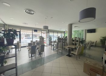 Foto 1 - Attività Commerciale Via F. Turati, Giulianova - foto 1