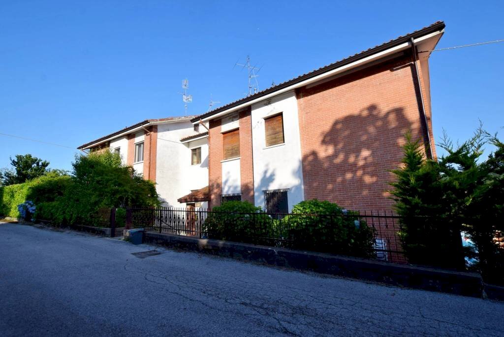 Facciata - Four-room apartment via San Rocco, 25, Vicoforte - photo 1